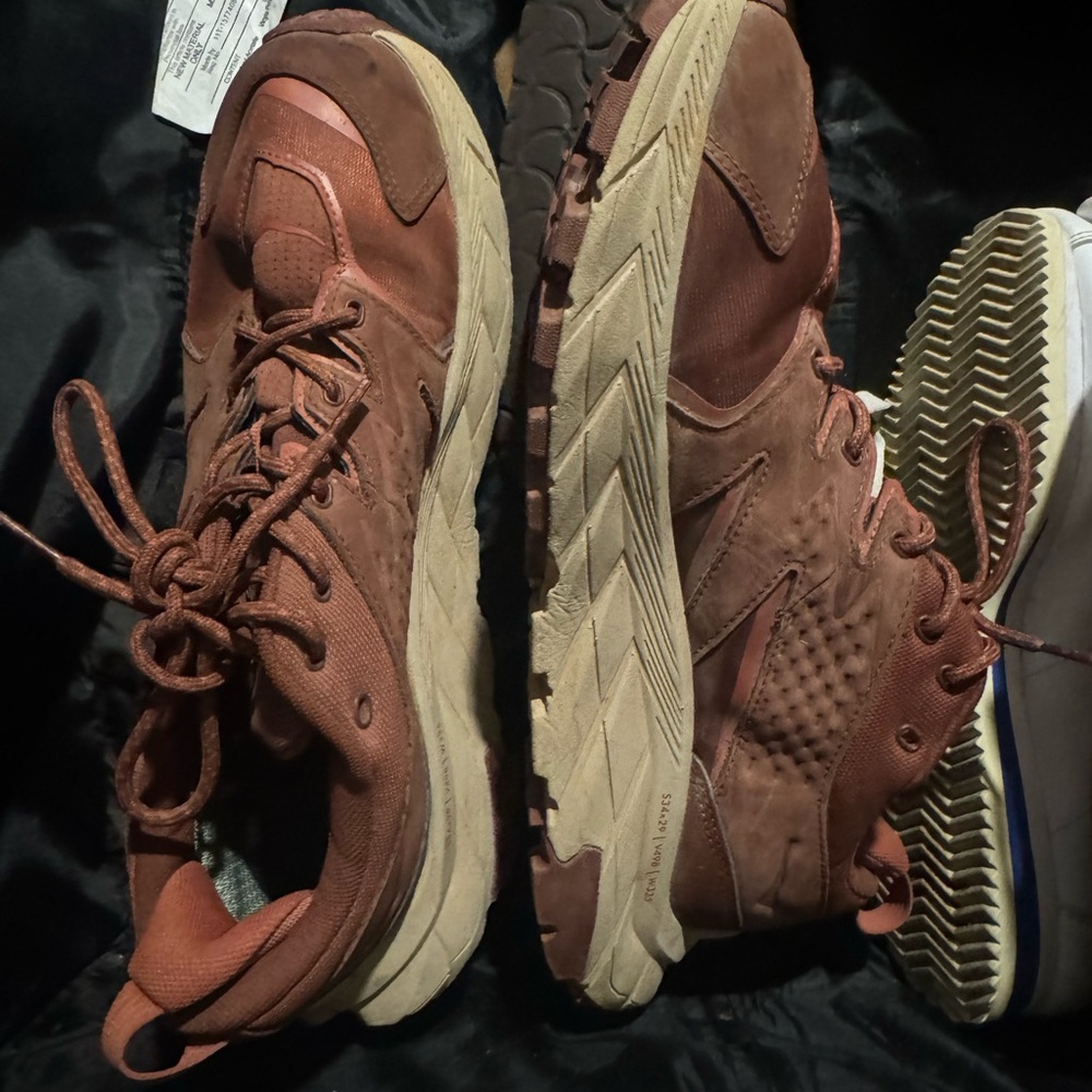 hoka hiking shoes